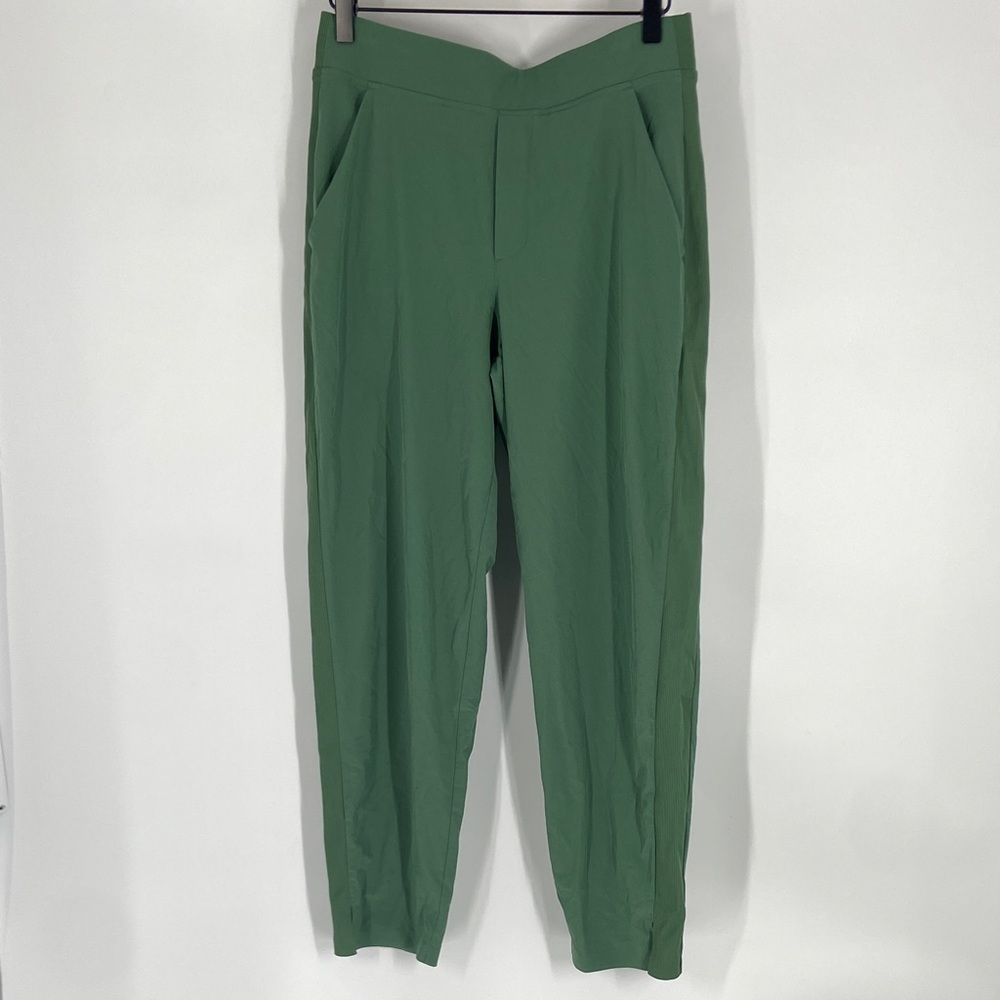 Athleta Green Trousers Size 6 Gently Used